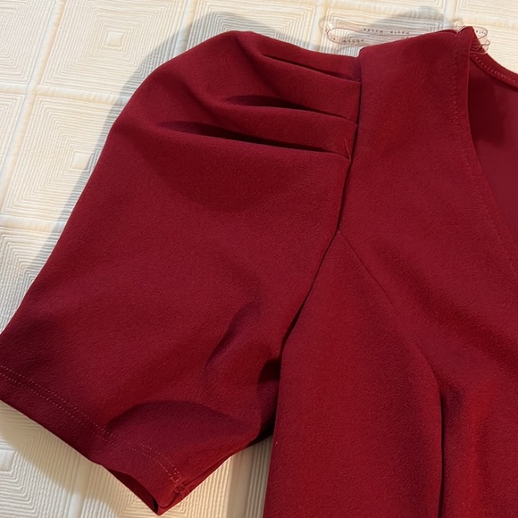 Cute Women’s Blouse in the color Burgundy - Picture 3 of 8